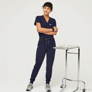 FIgs Navy Blue Jogger Scrub Set Size XS